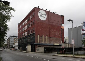 242 E Berkeley St in Boston, MA - Building Photo
