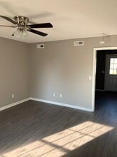 208 College St in Portland, TN - Building Photo - Building Photo