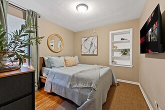 6504 S Kostner Ave in Chicago, IL - Building Photo - Building Photo