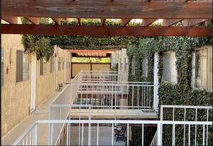 1308 W 225th St in Torrance, CA - Building Photo