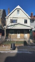 225 Suncrest St in Pittsburgh, PA - Building Photo