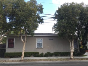 1705 E 5th St in Long Beach, CA - Building Photo - Building Photo