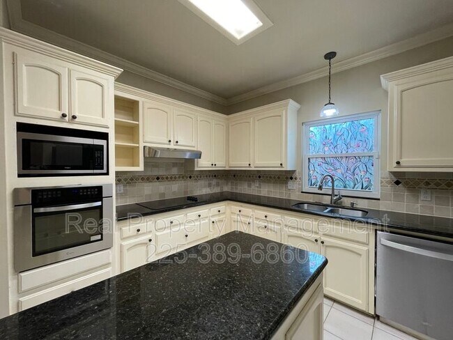 13263 Quail Meadow Dr in Baton Rouge, LA - Building Photo - Building Photo