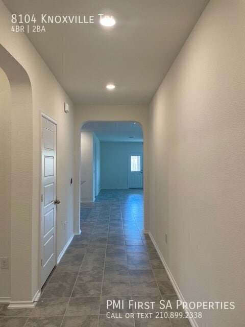 8104 Knoxville Trl in Austin, TX - Building Photo - Building Photo