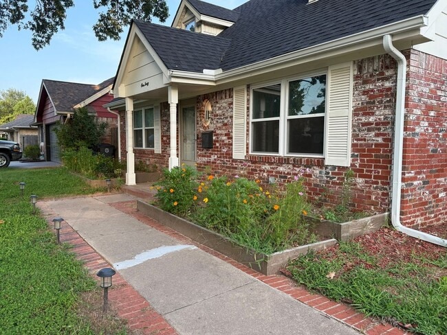 140 E 58th St in Tulsa, OK - Building Photo - Building Photo