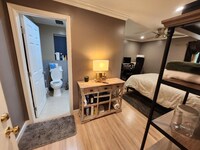 3852 Mount Vernon Dr, Unit 2 - 6