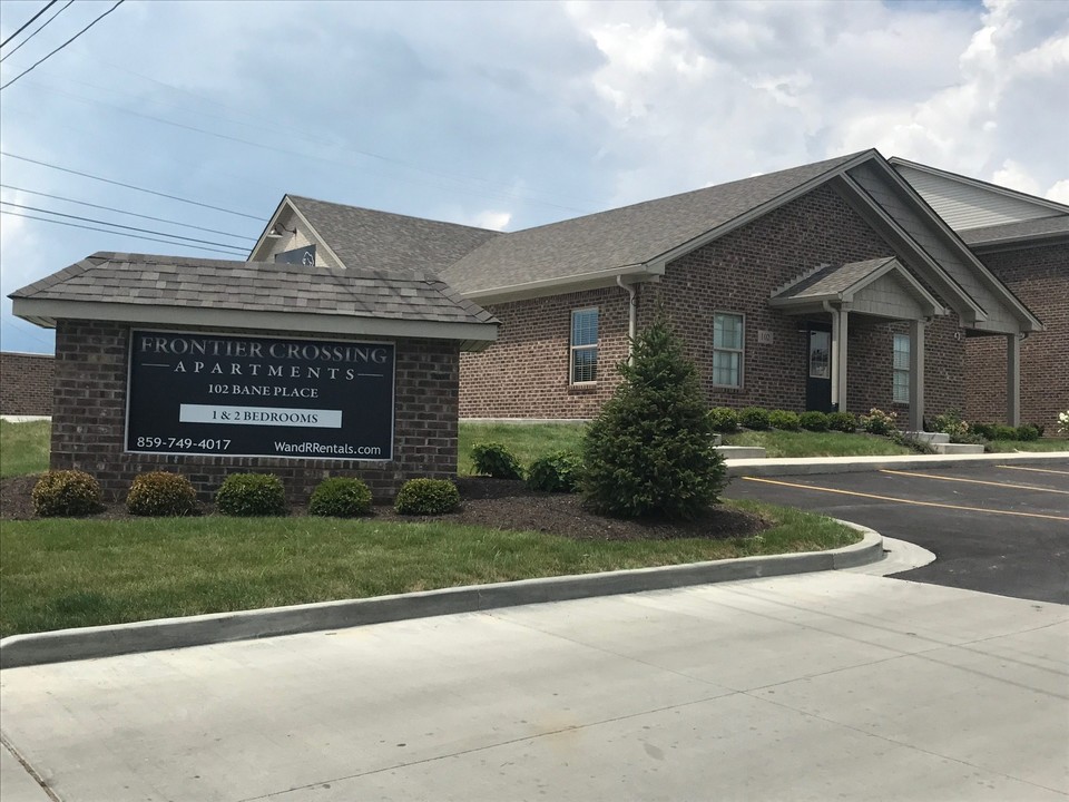 Frontier Crossing Apartments in Winchester, KY - Foto de edificio