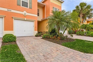 9809 Boraso Way in Ft. Myers, FL - Building Photo