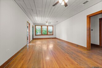 4080 Convention St in Baton Rouge, LA - Foto de edificio - Building Photo