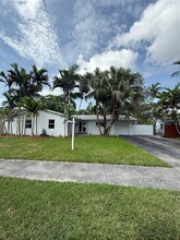 9934 SW 195th St in Cutler Bay, FL - Building Photo - Building Photo
