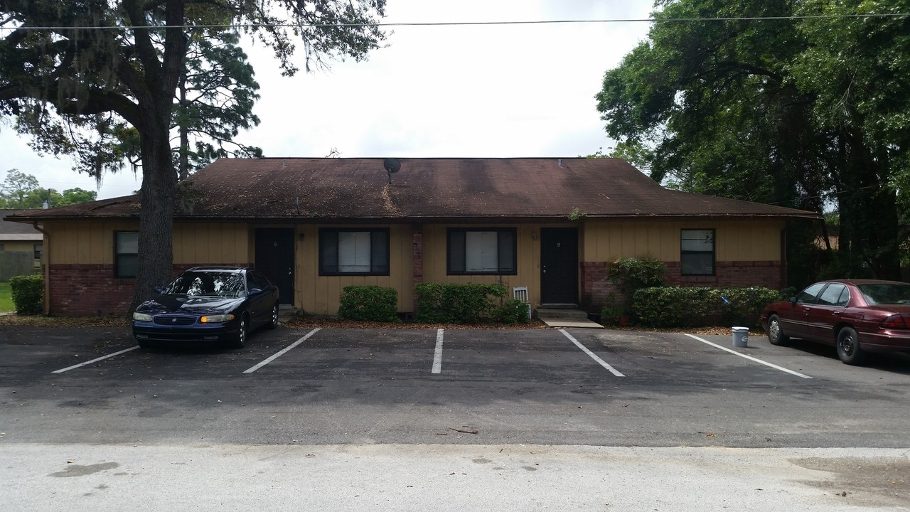 3650 NE 41st St in Ocala, FL - Foto de edificio