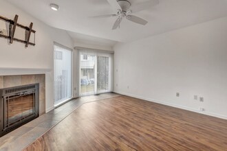 23 Deer Run in Bethel, CT - Building Photo - Building Photo