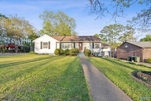 2209 SE California St in Huntsville, AL - Building Photo