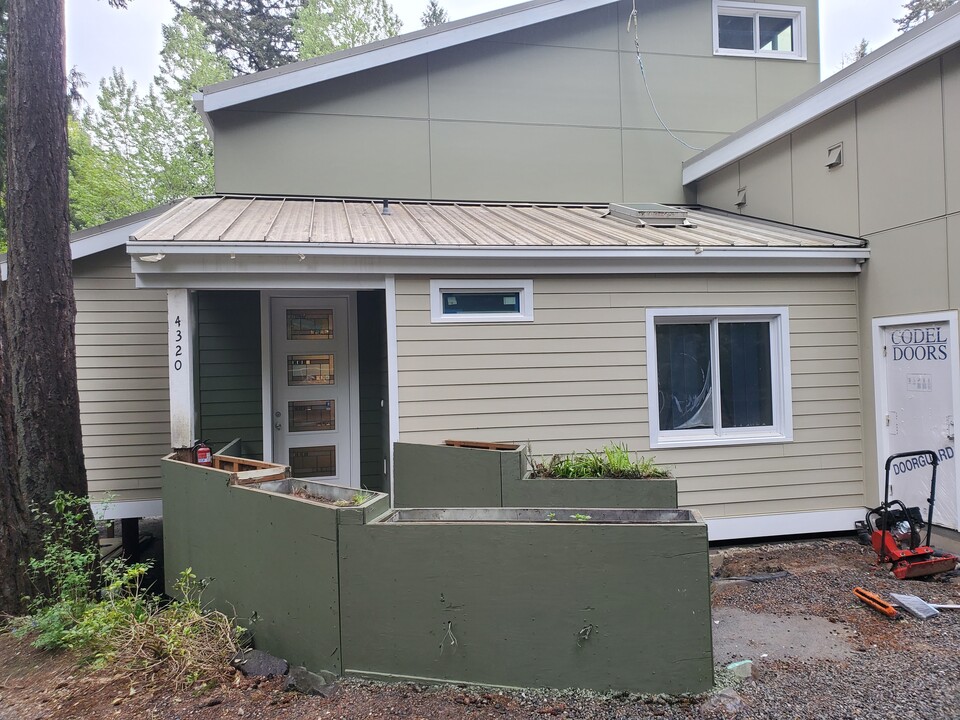 4320 Bel-Red Rd, Unit House in Redmond, WA - Building Photo