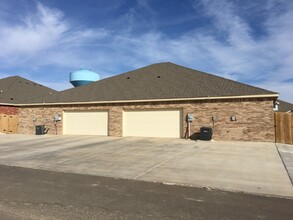 6105 Nancy Ellen St in Amarillo, TX - Foto de edificio - Building Photo