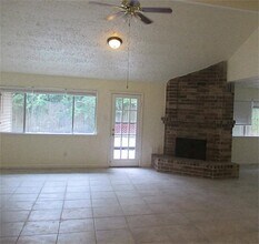 2610 Strait Ln in Houston, TX - Building Photo - Building Photo