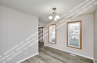 1913 NW Pleasant St in Ankeny, IA - Building Photo - Building Photo