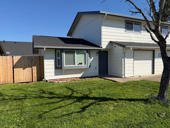 4114 Bluebelle Way in Springfield, OR - Building Photo - Building Photo