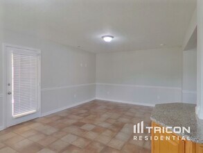 2108 Montgomery Ln in La Vergne, TN - Building Photo - Building Photo