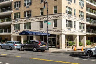 Henderson House Condo in New York, NY - Building Photo - Building Photo
