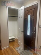 7839 Sloan St in Taylor, MI - Foto de edificio - Building Photo
