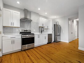 105 Woods Ave, Unit 3 in Somerville, MA - Building Photo