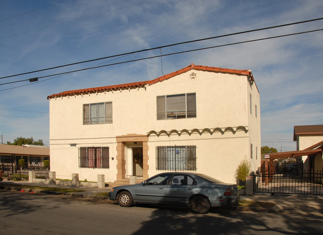 1311 E 15th St in Long Beach, CA - Building Photo - Building Photo