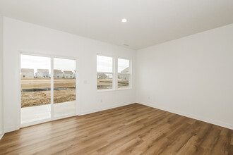 11455 Kylemore Dr in Indianapolis, IN - Foto de edificio - Building Photo