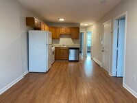 92 Hammond St photo'