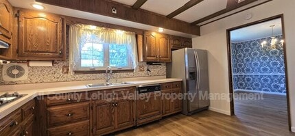 7102 Linden Rd in Macungie, PA - Building Photo - Building Photo