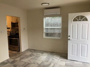 1421 Florence Ln in Grants Pass, OR - Building Photo - Building Photo