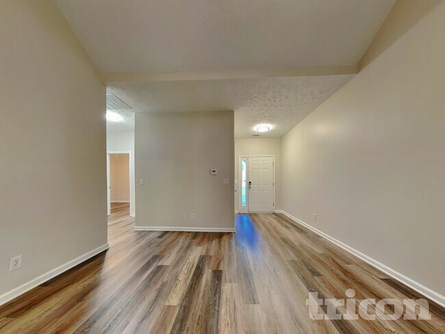 140 Carl Barrett Dr in Canton, GA - Building Photo - Building Photo