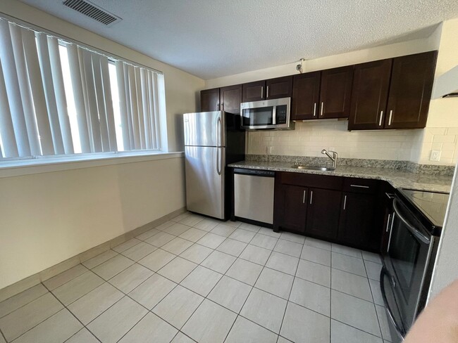 154 N Beacon St in Boston, MA - Building Photo - Building Photo