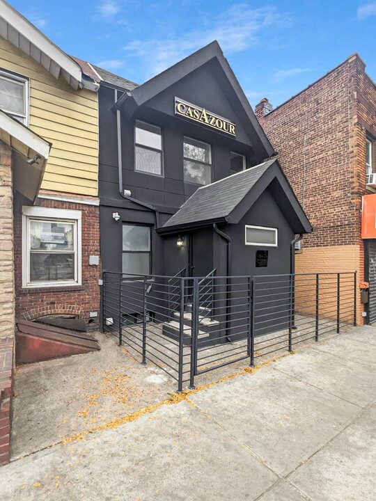 184-09 JAMAICA in Queens, NY - Building Photo