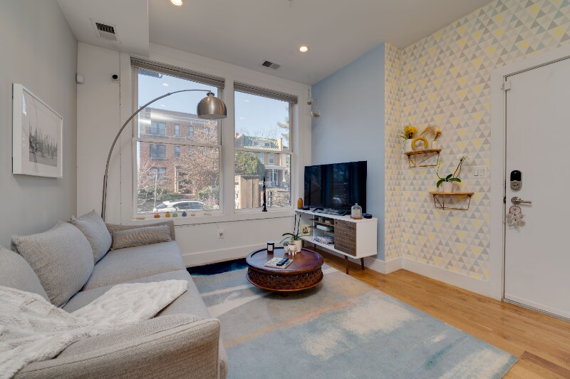 254 15th St SE in Washington, DC - Building Photo