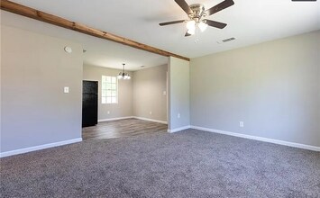 917 Gateway Dr in Phenix City, AL - Building Photo - Building Photo