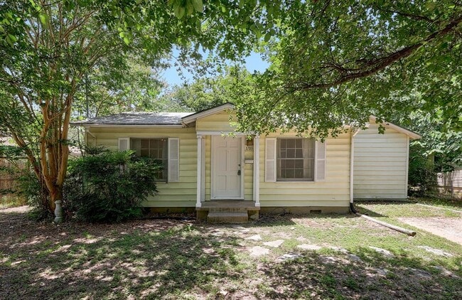 property at 1703 Alegria Rd