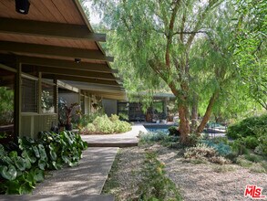 8973 Wonderland Park Ave in Los Angeles, CA - Building Photo - Building Photo