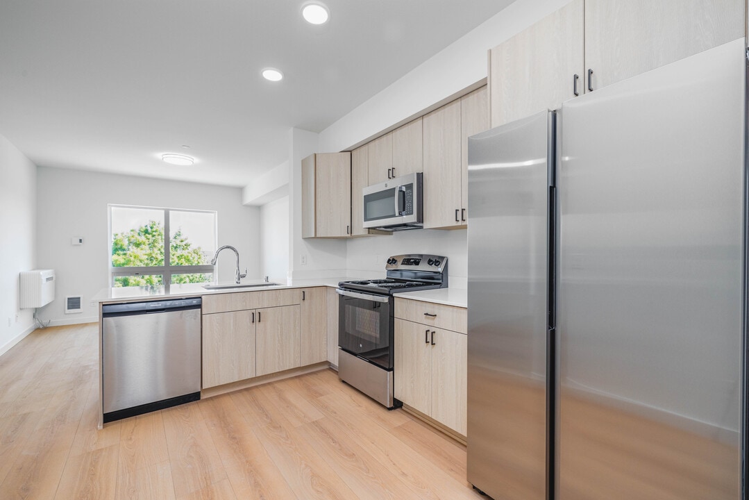 Colby Heights in Everett, WA - Building Photo