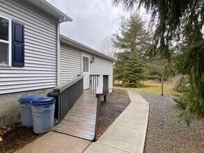 424 Troy Rd, Unit B in Ithaca, NY - Building Photo - Building Photo