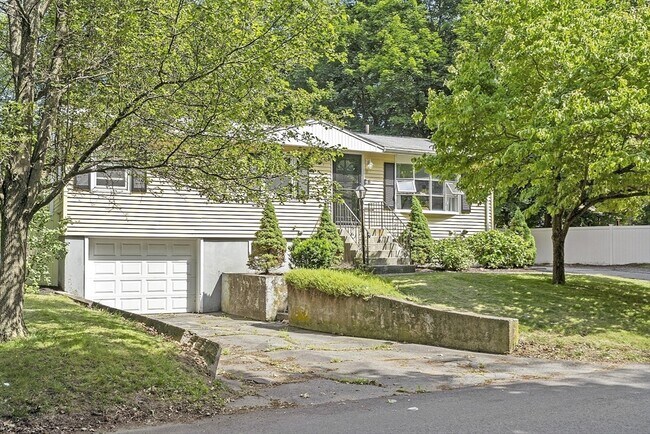 property at 6 Mackin St