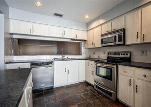 8 Huntley Ct in Haines City, FL - Building Photo - Building Photo