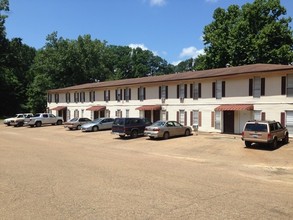 Autumn Oak Townhouses in Vicksburg, MS - Building Photo - Primary Photo