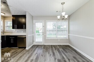 676 Togwatee Pass in Hampton, GA - Building Photo - Building Photo