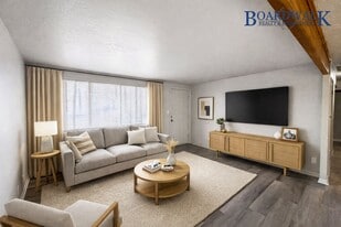 10175 Amaryllis St in Sandy, UT - Building Photo