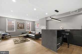 311 Wharton St in Philadelphia, PA - Building Photo - Building Photo