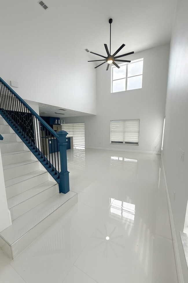 209 Southbridge Cir in Kissimmee, FL - Building Photo - Building Photo