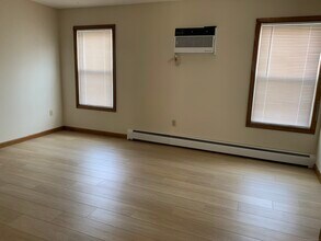 13 Park Pl in Naugatuck, CT - Building Photo - Building Photo
