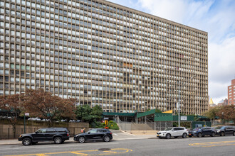 Kips Bay Towers in New York, NY - Foto de edificio - Building Photo