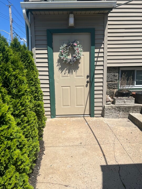 34 Badeau Pl, Unit Basement in New Rochelle, NY - Foto de edificio